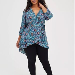 NWT Torrid Georgette Wrap Tunic Blouse Floral Blue Size 2x